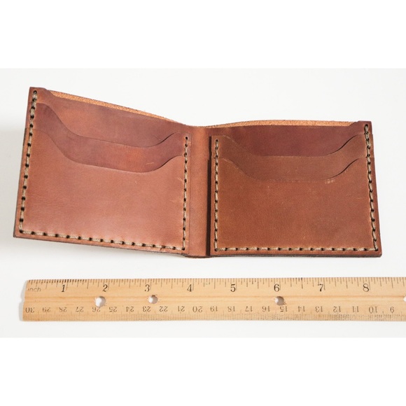 Classic Brown Leather Wallet - Picture 4 of 7